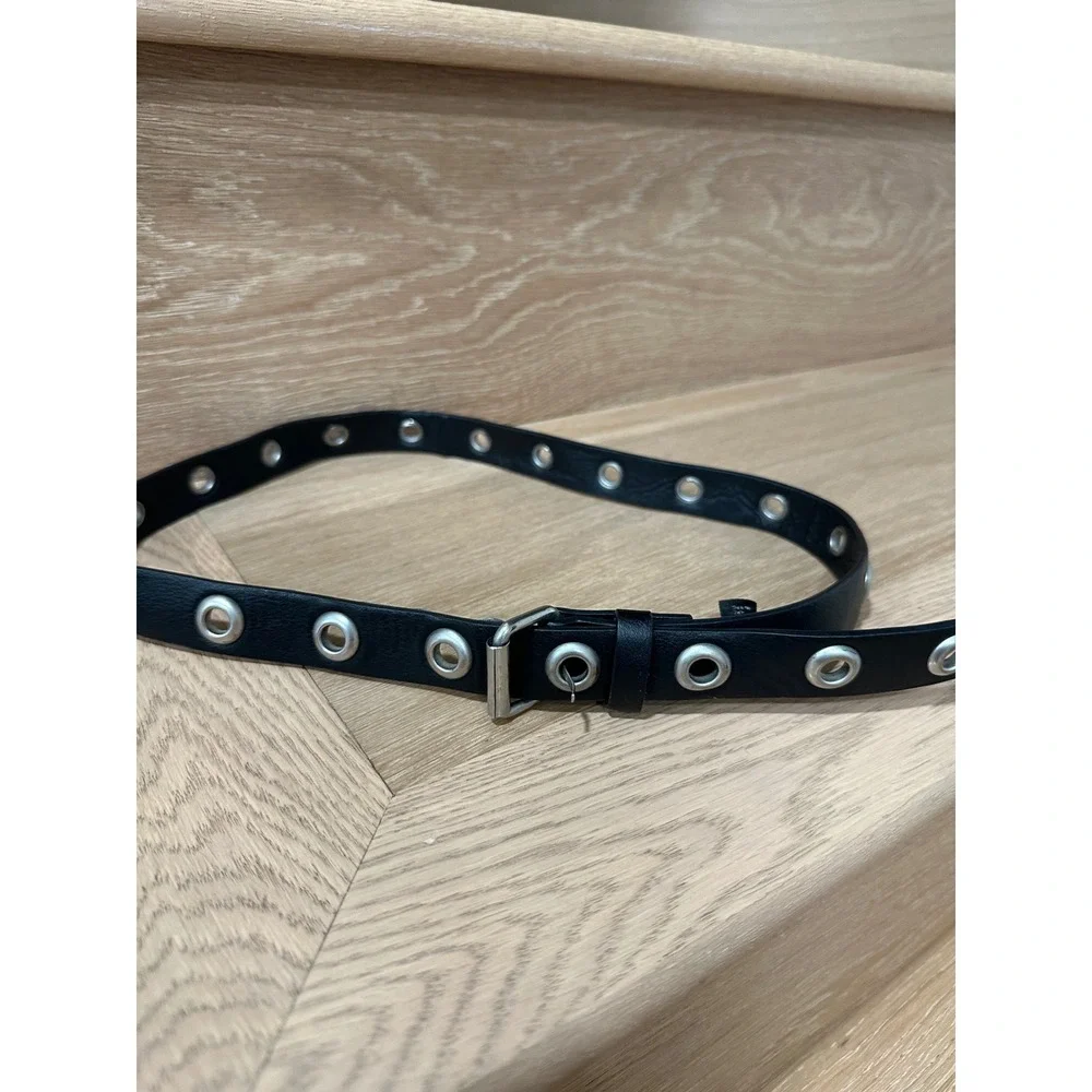 Brandy Melville Eyelet Grommet‎ Belt